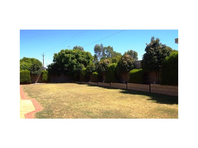 27 Beckham Rise, Craigmore SA 5114