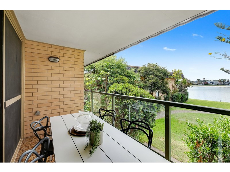 22/70 Military Road, Tennyson SA 5022