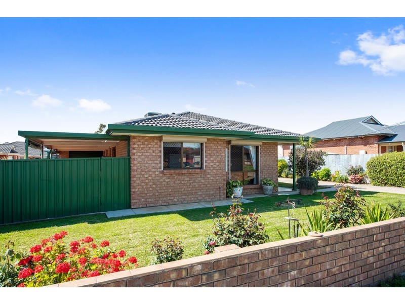 1/16 Seaton Terrace, Seaton SA 5023