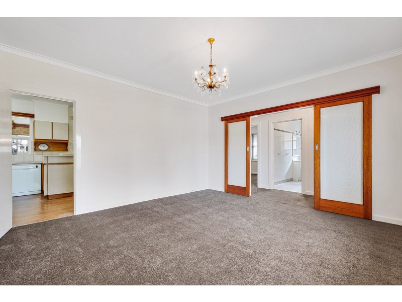 14 John Street, Flinders Park SA 5025