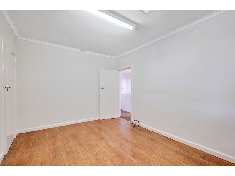 14 John Street, Flinders Park SA 5025