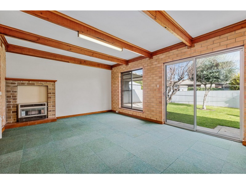 14 John Street, Flinders Park SA 5025
