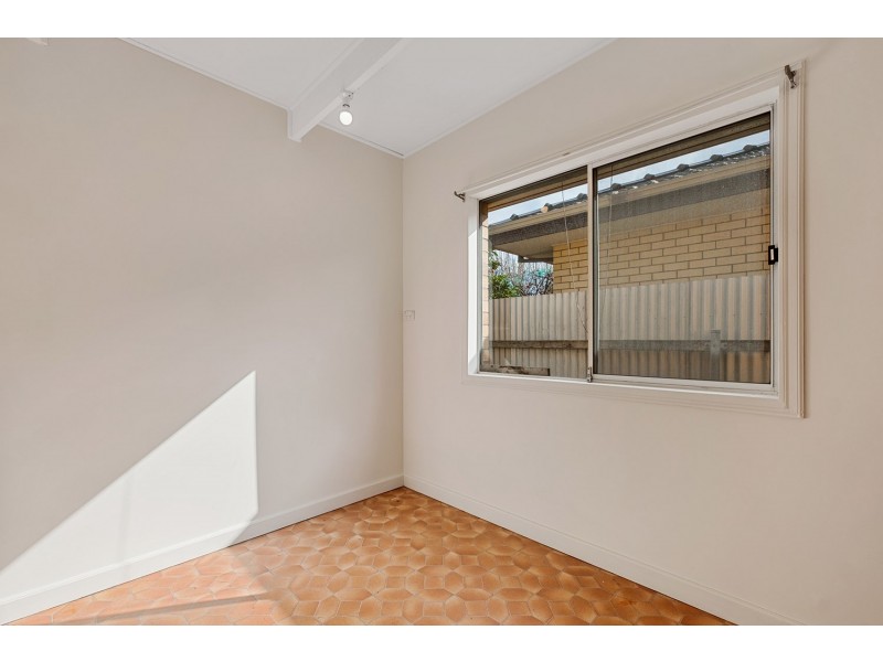 14 John Street, Flinders Park SA 5025