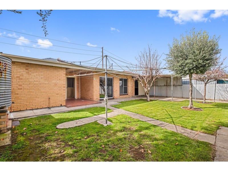 14 John Street, Flinders Park SA 5025
