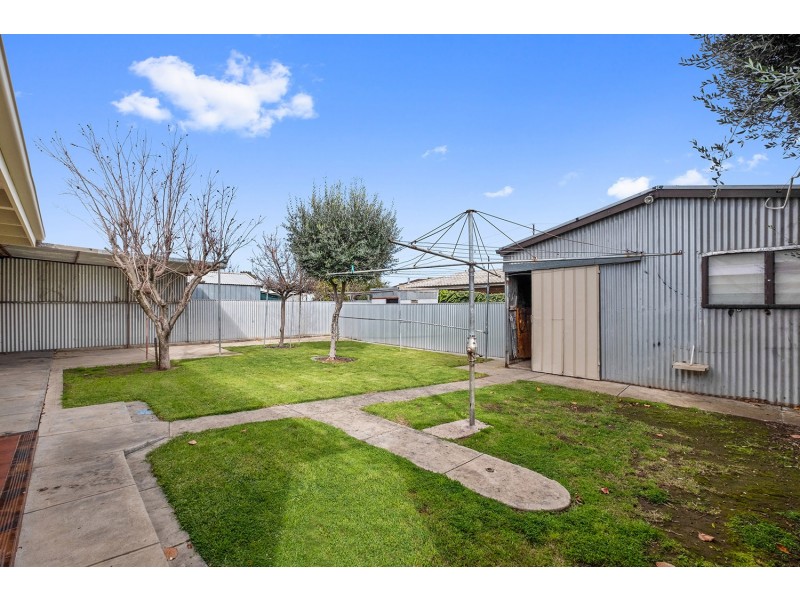 14 John Street, Flinders Park SA 5025