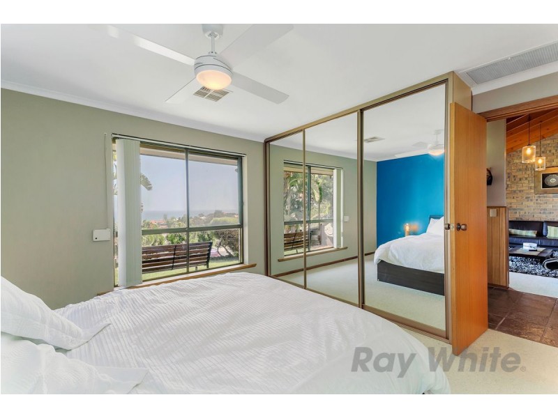 8 Kurrambi Crescent, Hallett Cove SA 5158