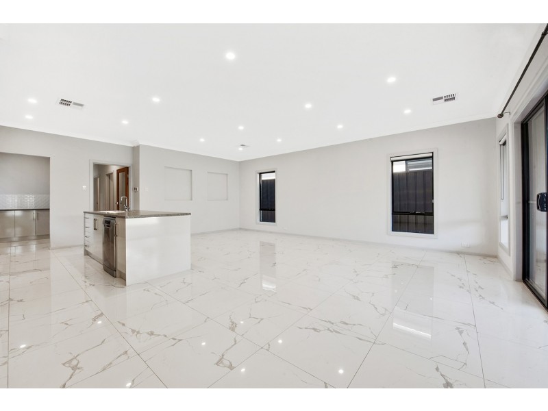 21A Leven Avenue, Seaton SA 5023
