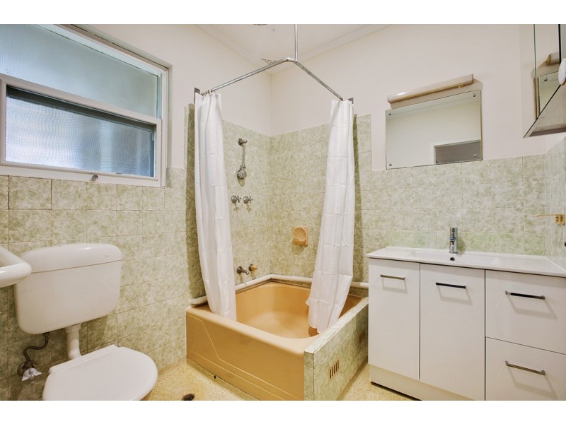 22 Baltic Avenue, West Beach SA 5024