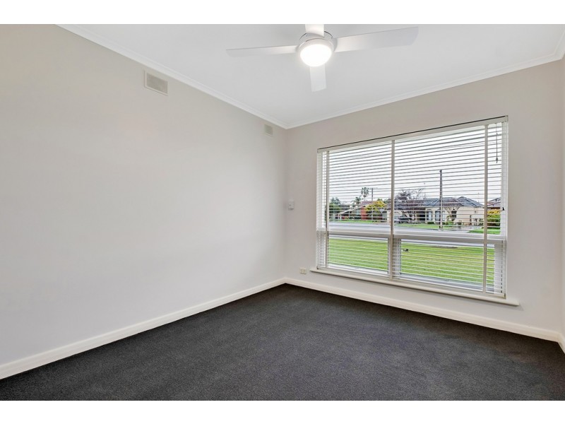 11 Stanley Avenue, Fulham Gardens SA 5024