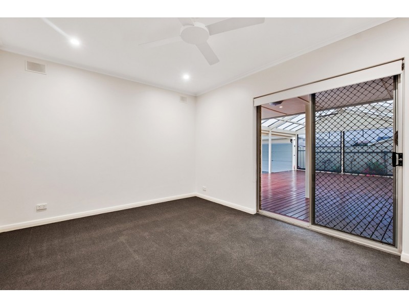 11 Stanley Avenue, Fulham Gardens SA 5024