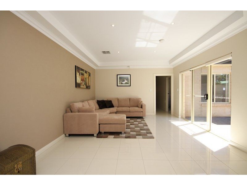 6 Collingwood Avenue, Flinders Park SA 5025