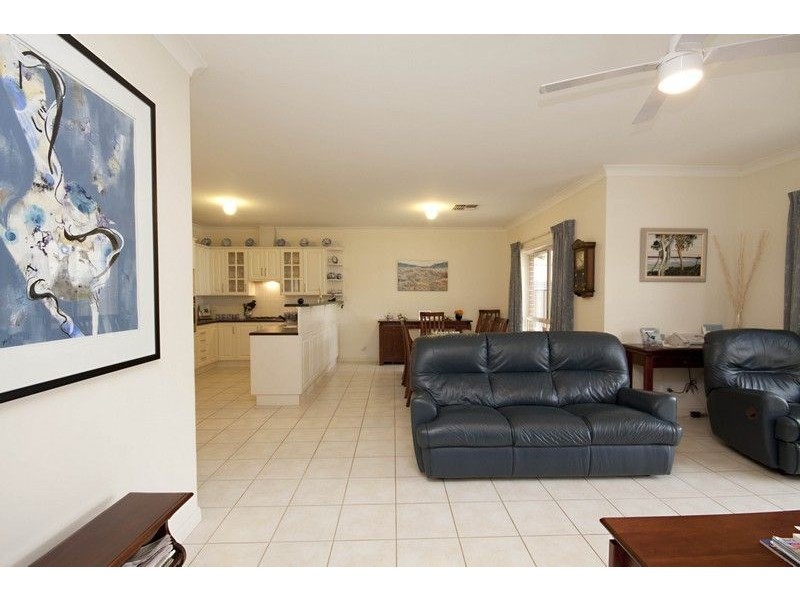 7A Buckingham Avenue, Fulham Gardens SA 5024