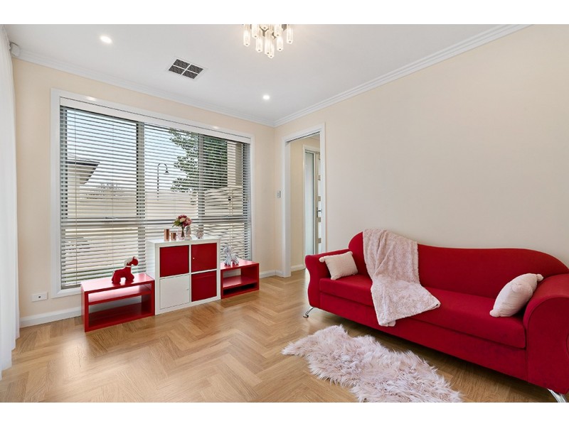 1 Manor Court, Grange SA 5022