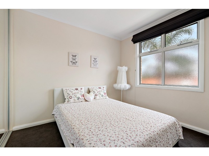 1 Manor Court, Grange SA 5022