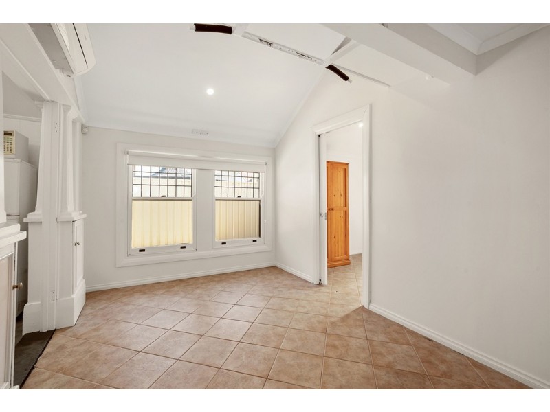 14 Yorkshire Street, Grange SA 5022