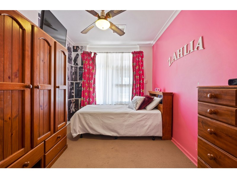 63 Flinders Parade, Flinders Park SA 5025