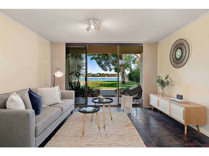 19/70 Military Road, Tennyson SA 5022