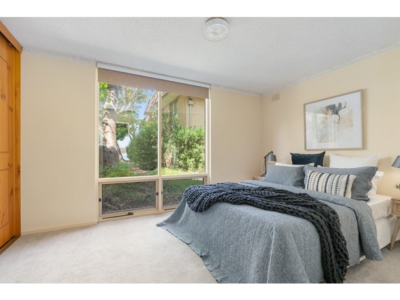 19/70 Military Road, Tennyson SA 5022
