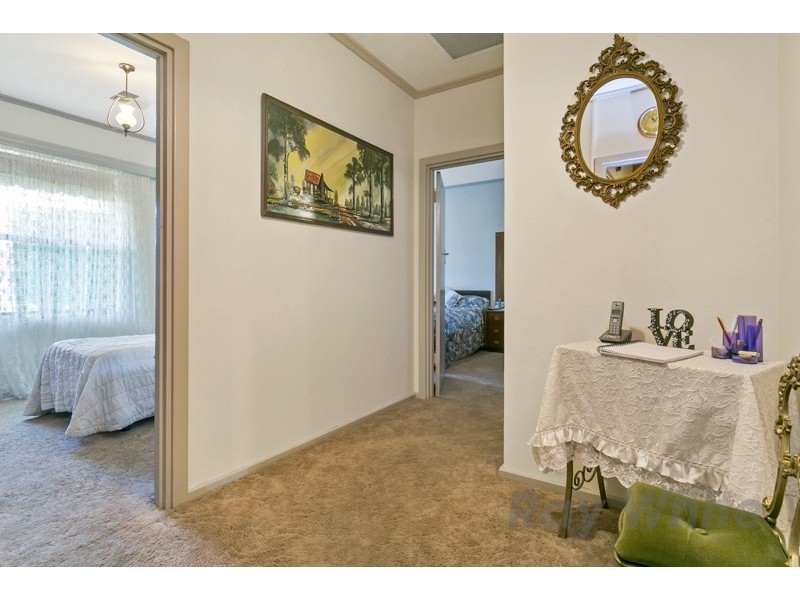 20 Farncomb Road, Fulham SA 5024