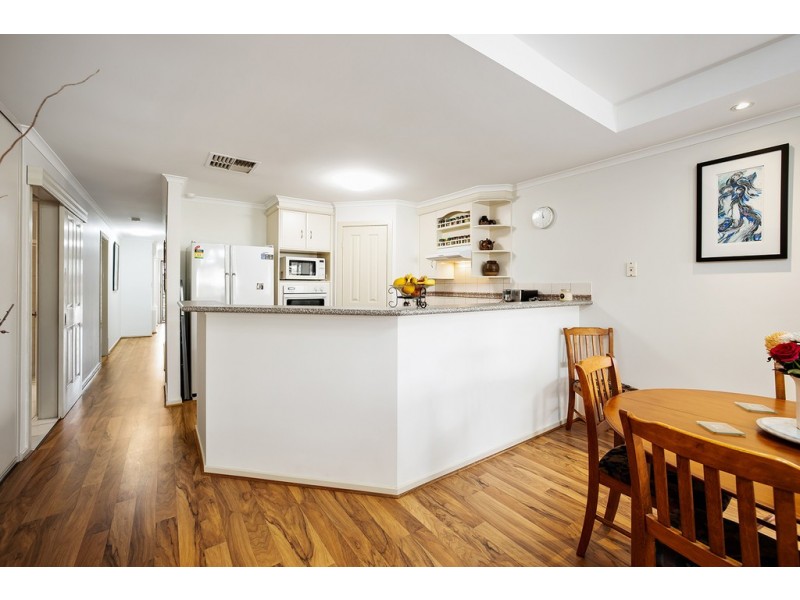 10 Ballater Avenue, Seaton SA 5023