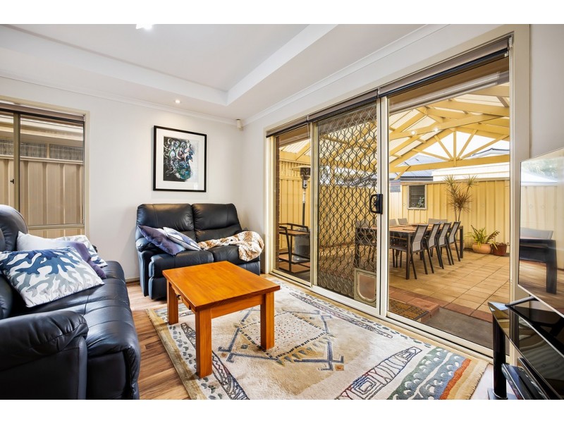 10 Ballater Avenue, Seaton SA 5023