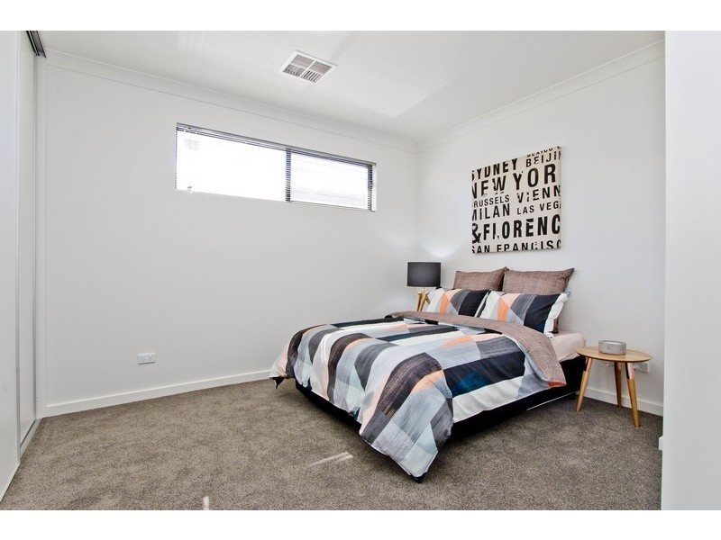 4/3 Dineen Place, West Beach SA 5024