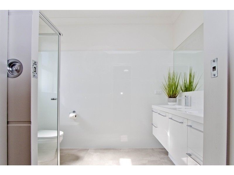 4/3 Dineen Place, West Beach SA 5024