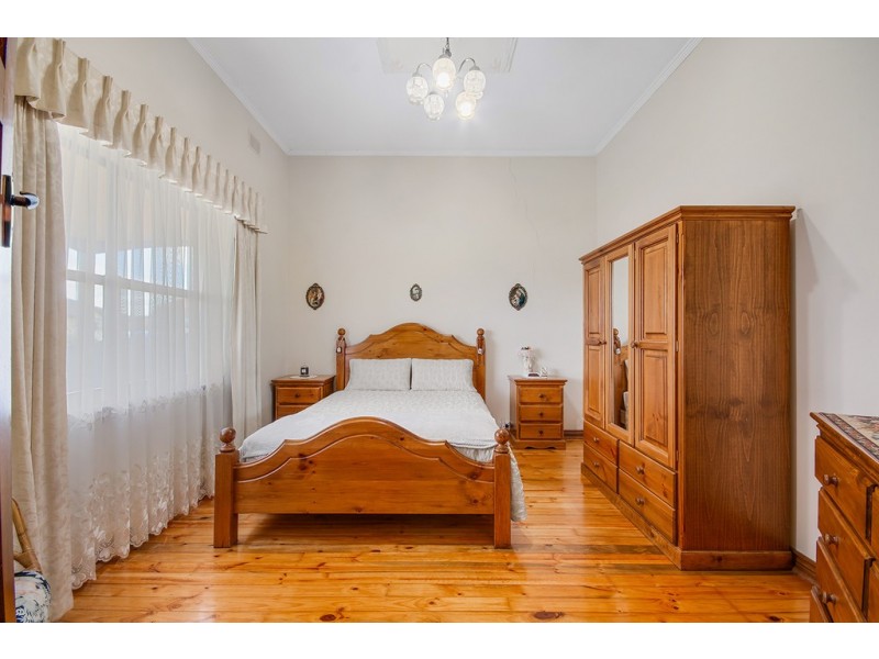 9 Collingwood Avenue, Flinders Park SA 5025