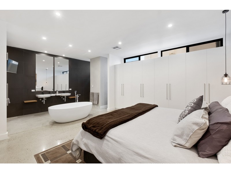 5 Renwick Street, West Beach SA 5024