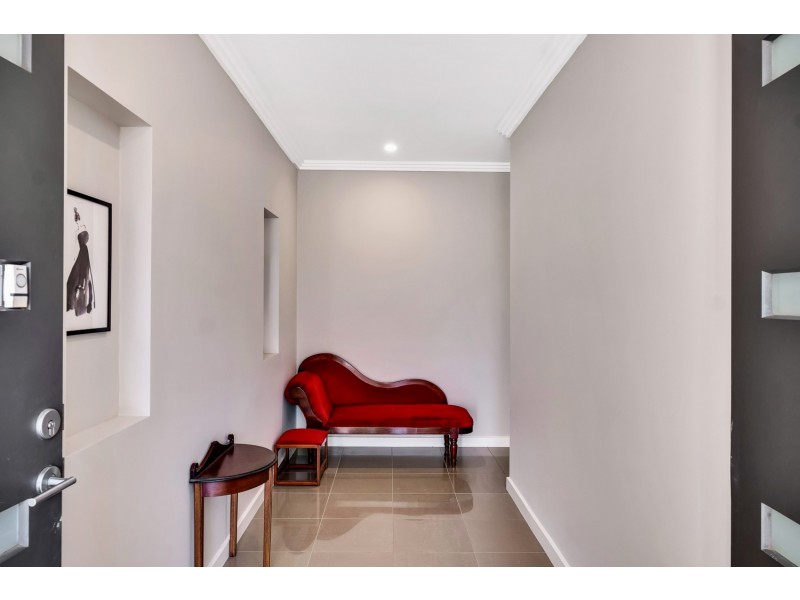 9 Ladd Street, Seaton SA 5023