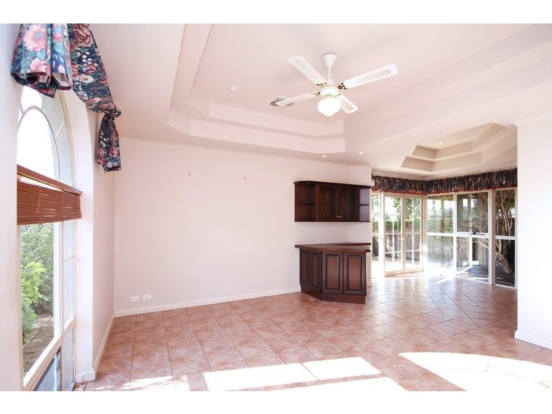 2/123 Military Road, Tennyson SA 5022