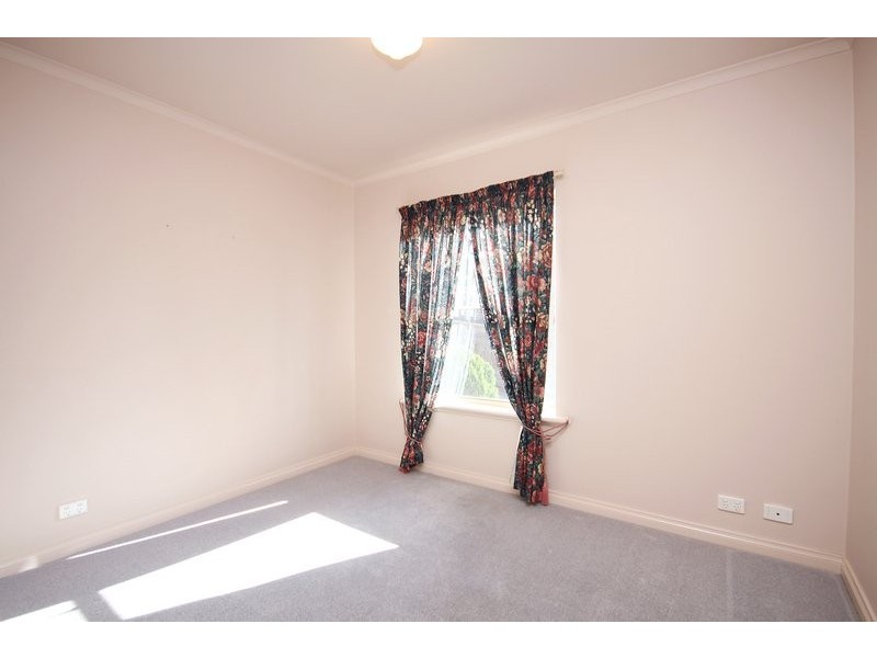 2/123 Military Road, Tennyson SA 5022