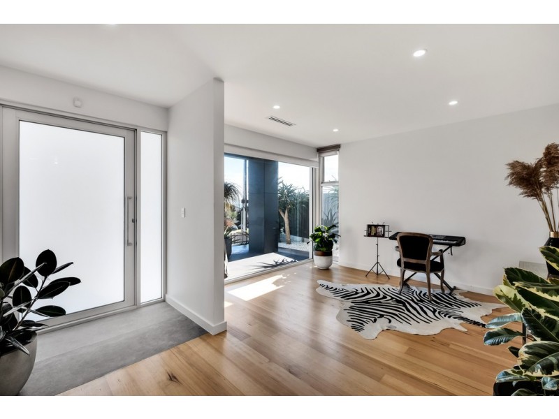 118A Seaview Road, Tennyson SA 5022