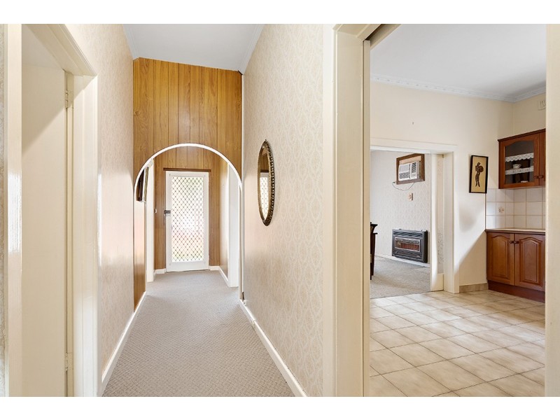 8 Hartley Road, Flinders Park SA 5025