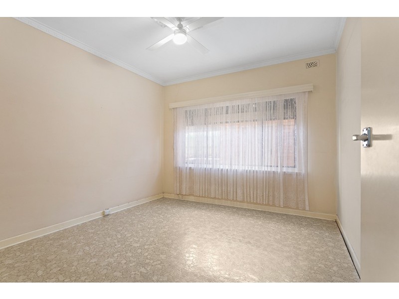 8 Hartley Road, Flinders Park SA 5025