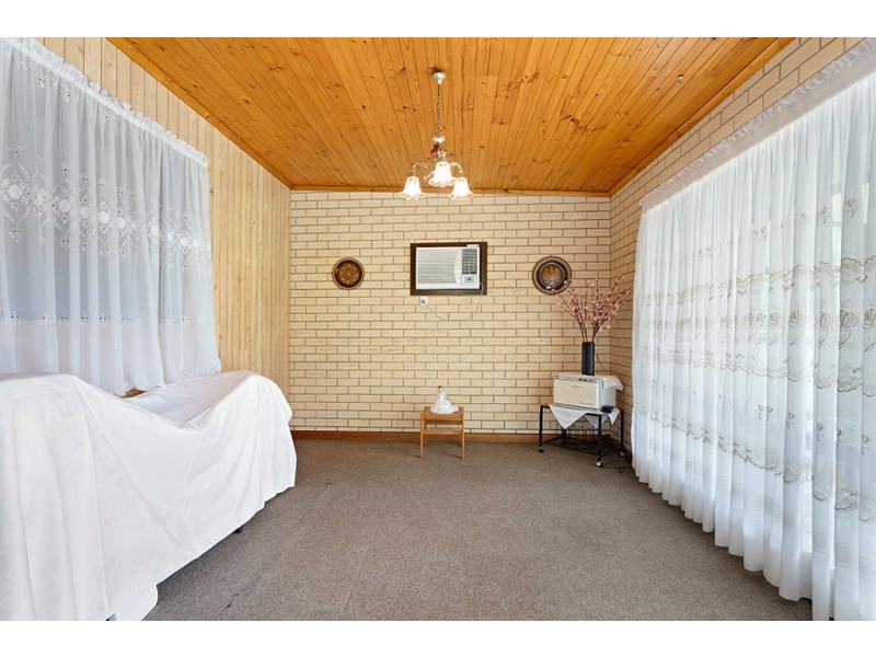 8 Hartley Road, Flinders Park SA 5025