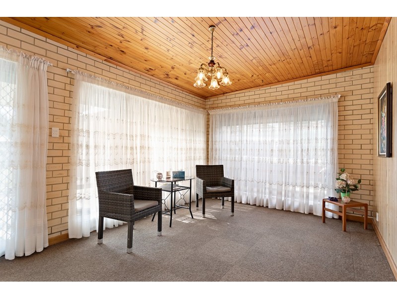 8 Hartley Road, Flinders Park SA 5025