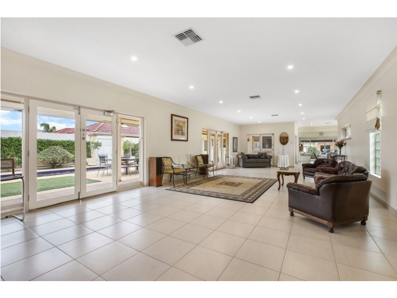 5 Stanhope Street, West Beach SA 5024