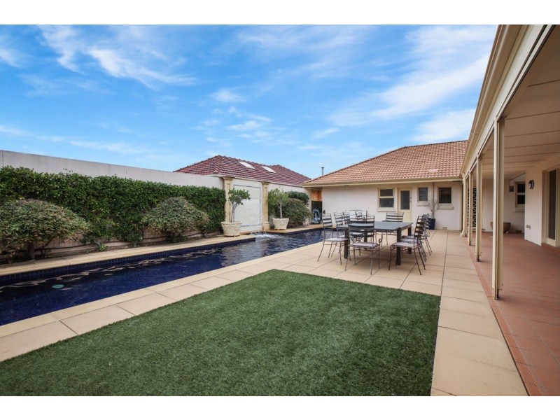 5 Stanhope Street, West Beach SA 5024