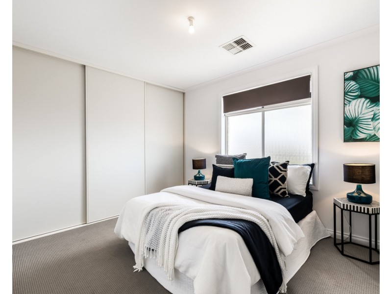 57 Fleming Crescent, Mansfield Park SA 5012