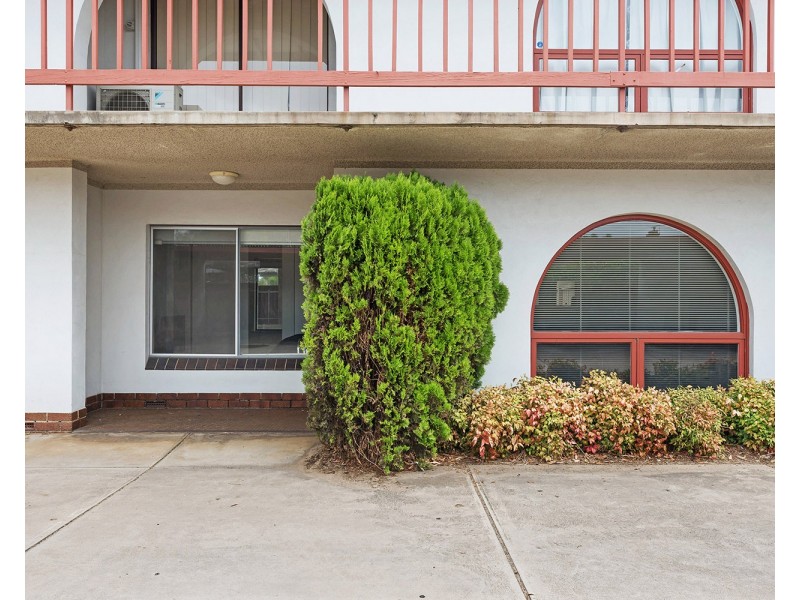 2/9A Clark Terrace, Seaton SA 5023