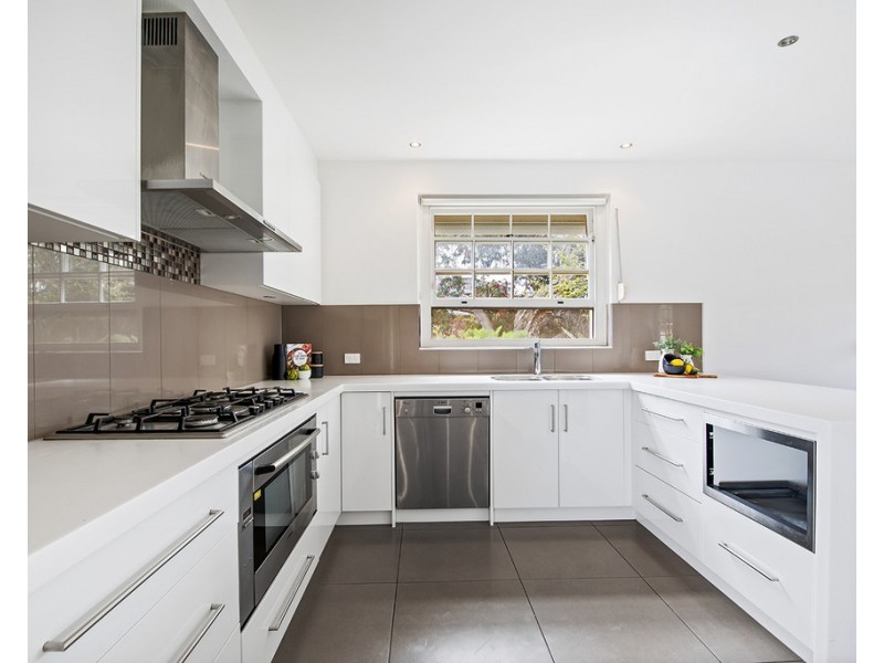 16 Messenger Road, Fulham Gardens SA 5024