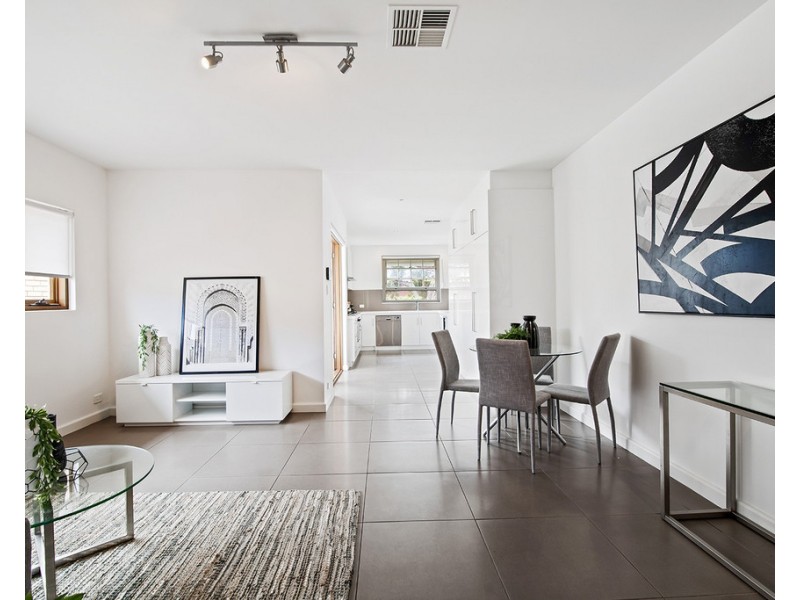 16 Messenger Road, Fulham Gardens SA 5024