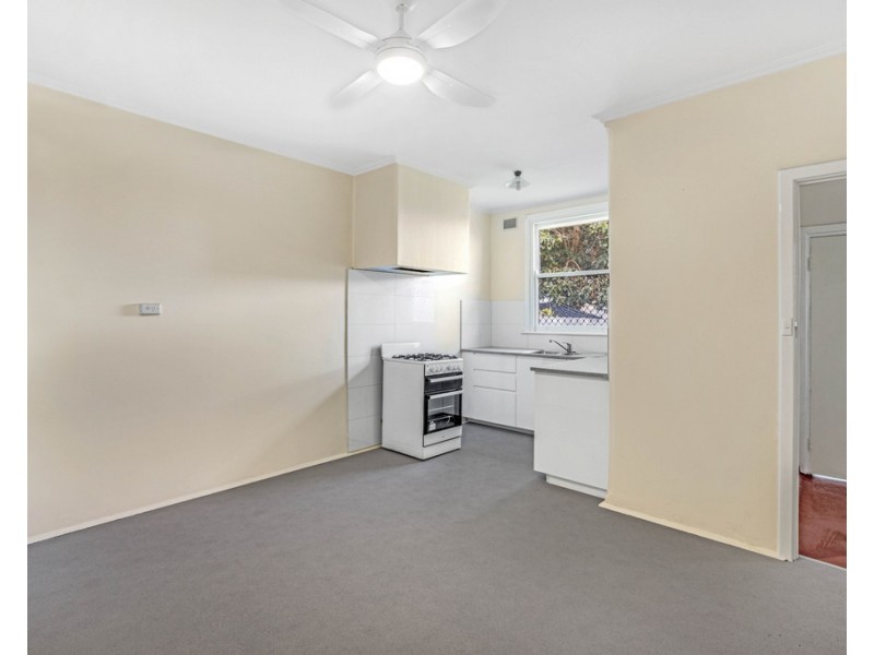 18 Ray Street, Findon SA 5023