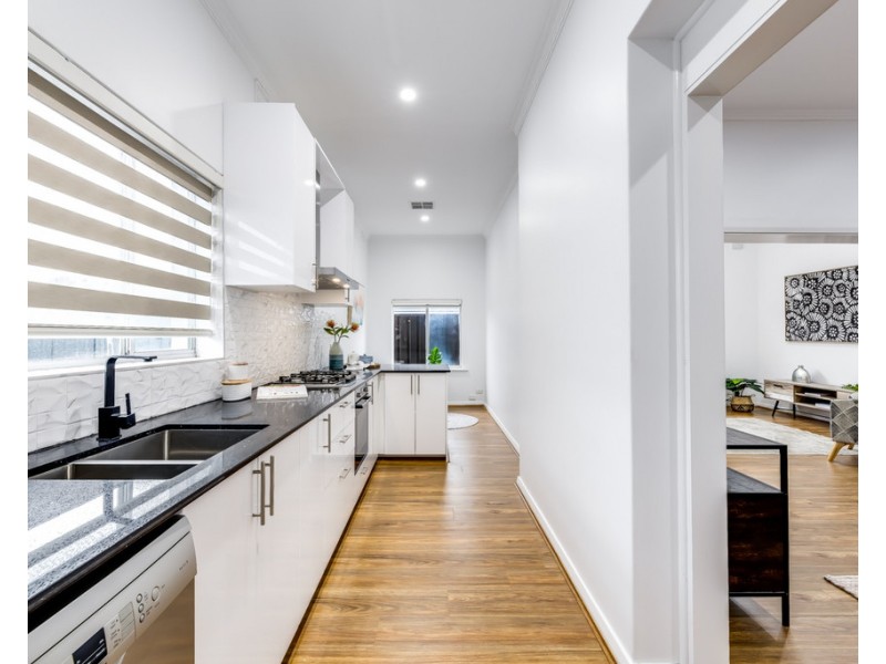 385 Tapleys Hill Road, Seaton SA 5023