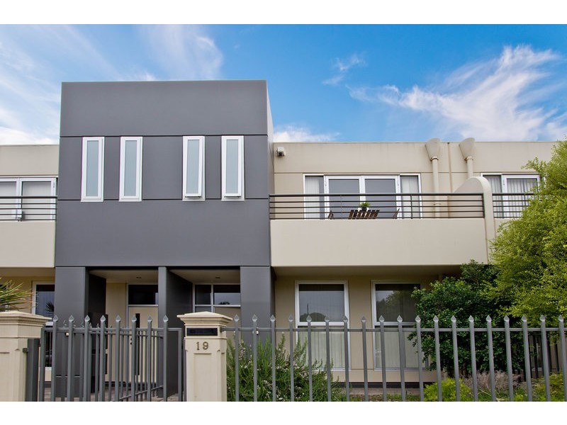 19 Ray Street, Findon SA 5023