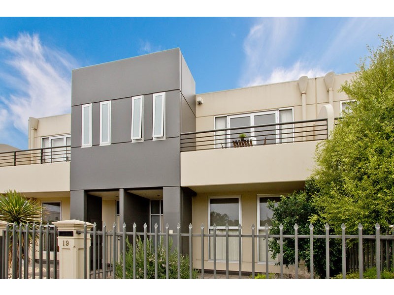 19 Ray Street, Findon SA 5023
