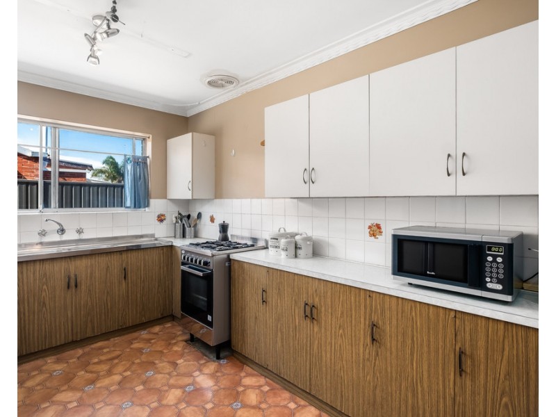 18 Frobisher Avenue, Flinders Park SA 5025