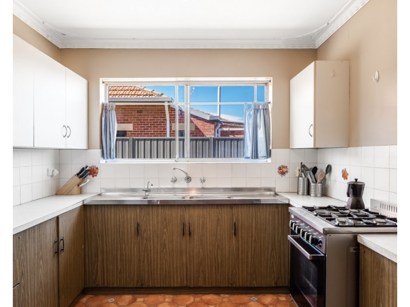 18 Frobisher Avenue, Flinders Park SA 5025