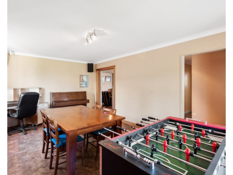 18 Frobisher Avenue, Flinders Park SA 5025